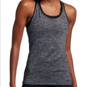 Nike cool tuned tank top black large